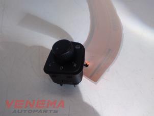 Gebruikte Spiegel Schakelaar Volkswagen Passat Variant (3C5) 1.4 TSI 16V Prijs € 14,99 Margeregeling aangeboden door Venema Autoparts