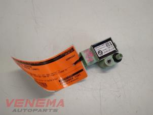 Gebruikte Airbag Sensor BMW 3 serie (E93) 320i 16V Prijs € 14,99 Margeregeling aangeboden door Venema Autoparts