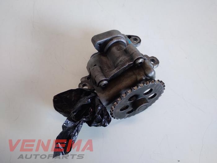 Gebruikte Oliepomp Ford Transit 2.2 TDCi 16V Prijs € 89,99 Margeregeling aangeboden door Venema Autoparts