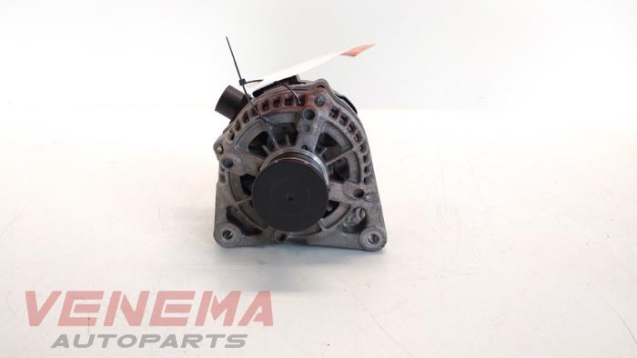 Gebruikte Dynamo Ford Fiesta 7 1.0 EcoBoost 12V 100 Prijs € 29,99 Margeregeling aangeboden door Venema Autoparts