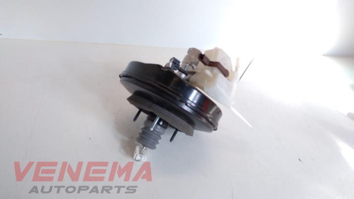Gebruikte Rembekrachtiger Peugeot 308 (L3/L8/LB/LH/LP) 1.2 12V e-THP PureTech 130 Prijs € 119,99 Margeregeling aangeboden door Venema Autoparts