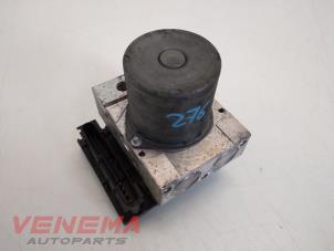 Gebruikte ABS Pomp Ford Transit 2.2 TDCi 16V Prijs € 49,99 Margeregeling aangeboden door Venema Autoparts