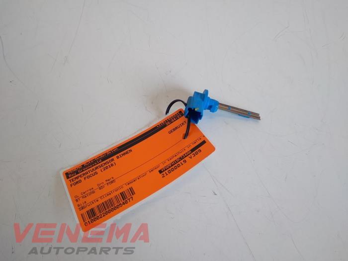 Gebruikte Sensor Temperatuur binnen Ford Focus 3 1.0 Ti-VCT EcoBoost 12V 125 Prijs € 9,99 Margeregeling aangeboden door Venema Autoparts