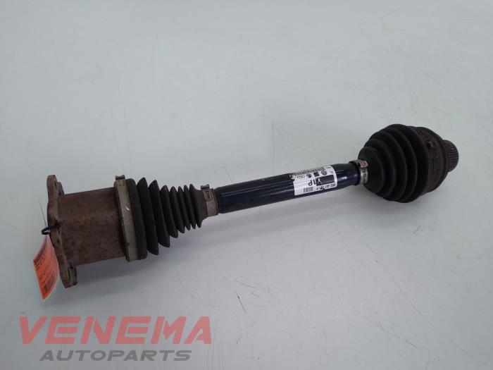 Gebruikte Aandrijfas rechts-voor Audi A5 Quattro (B8C/S) 2.0 TFSI 16V Prijs € 99,99 Margeregeling aangeboden door Venema Autoparts