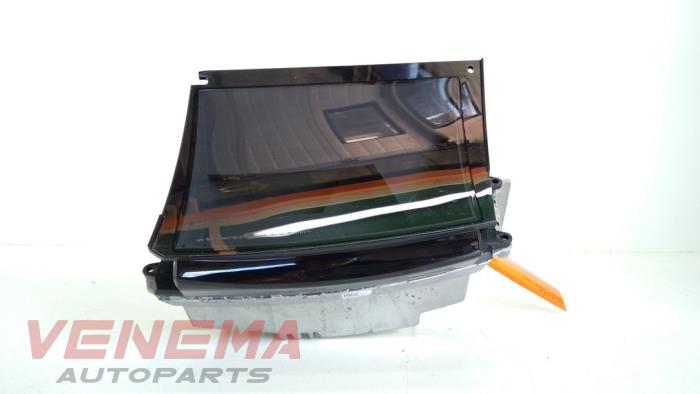 Gebruikte Head-up display Mercedes C (R205) 4.0 C-63 AMG V8 Biturbo Prijs € 599,99 Margeregeling aangeboden door Venema Autoparts