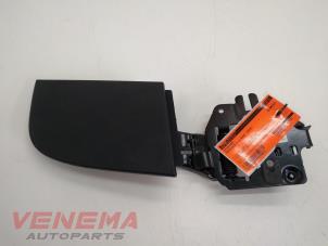 Gebruikte Diversen Mercedes C (R205) C-63 AMG 4.0 V8 Biturbo Prijs € 49,99 Margeregeling aangeboden door Venema Autoparts