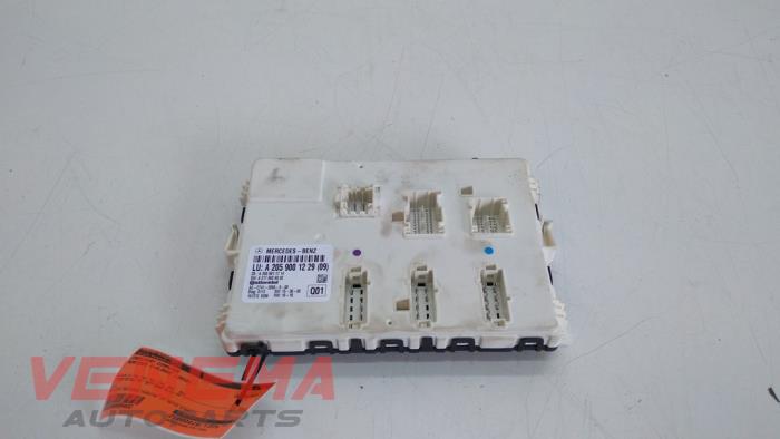 Gebruikte Cabriokap computer Mercedes C (R205) 4.0 C-63 AMG V8 Biturbo Prijs € 119,99 Margeregeling aangeboden door Venema Autoparts