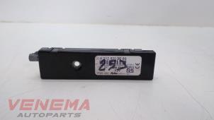 Gebruikte Antenne Versterker Mercedes E Estate (S212) E-250 CDI 16V BlueEfficiency,BlueTEC Prijs € 24,99 Margeregeling aangeboden door Venema Autoparts