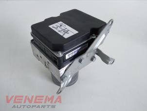 Gebruikte ABS Pomp BMW X1 (E84) xDrive 20i 2.0 16V Twin Power Turbo Prijs € 289,99 Margeregeling aangeboden door Venema Autoparts