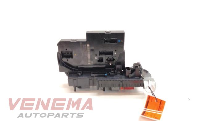 Gebruikte Bodycontrol Module Mercedes E Estate (S212) E-250 CDI 16V BlueEfficiency,BlueTEC Prijs € 99,99 Margeregeling aangeboden door Venema Autoparts