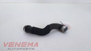 Gebruikte Koelwaterslang Mercedes E Estate (S212) E-250 CDI 16V BlueEfficiency,BlueTEC Prijs € 14,99 Margeregeling aangeboden door Venema Autoparts