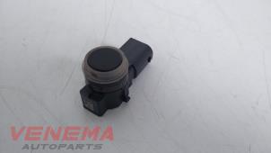Gebruikte PDC Sensor Peugeot 208 I (CA/CC/CK/CL) 1.2 12V e-THP PureTech 110 Prijs € 18,99 Margeregeling aangeboden door Venema Autoparts