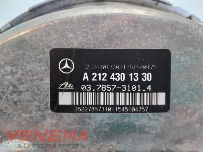 Rembekrachtiger van een Mercedes-Benz E (W212) E-220 CDI 16V BlueEfficiency,BlueTEC 2015