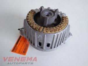 Gebruikte Motorsteun Mercedes E (W212) E-220 CDI 16V BlueEfficiency,BlueTEC Prijs € 49,99 Margeregeling aangeboden door Venema Autoparts