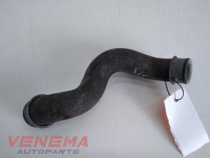 Gebruikte Radiateurslang Mercedes E (W212) E-220 CDI 16V BlueEfficiency,BlueTEC Prijs € 19,99 Margeregeling aangeboden door Venema Autoparts
