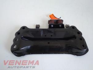 Gebruikte Versnellingsbak Steun Mercedes E (W212) E-220 CDI 16V BlueEfficiency,BlueTEC Prijs € 39,99 Margeregeling aangeboden door Venema Autoparts