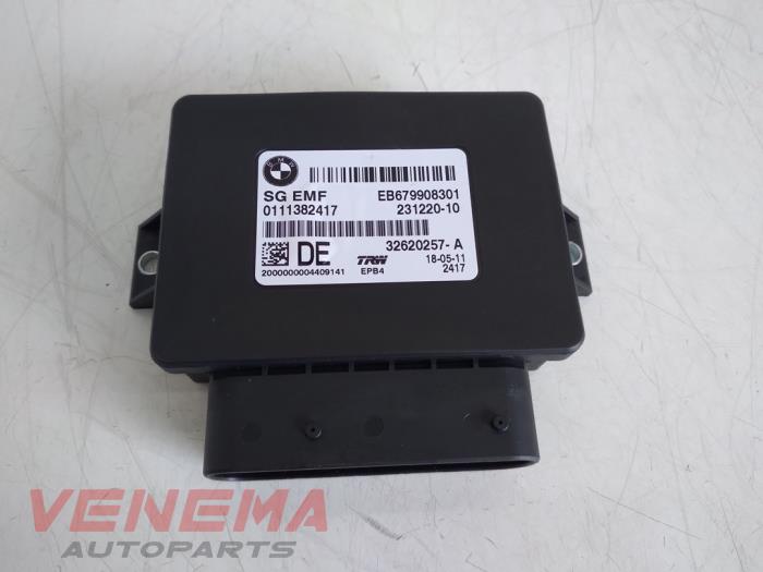 Gebruikte Computer Handrem BMW 5 serie Touring (F11) 520d 16V Prijs € 49,99 Margeregeling aangeboden door Venema Autoparts
