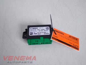 Gebruikte PDC Module Peugeot 208 I (CA/CC/CK/CL) 1.2 Vti 12V PureTech 82 Prijs € 79,99 Margeregeling aangeboden door Venema Autoparts