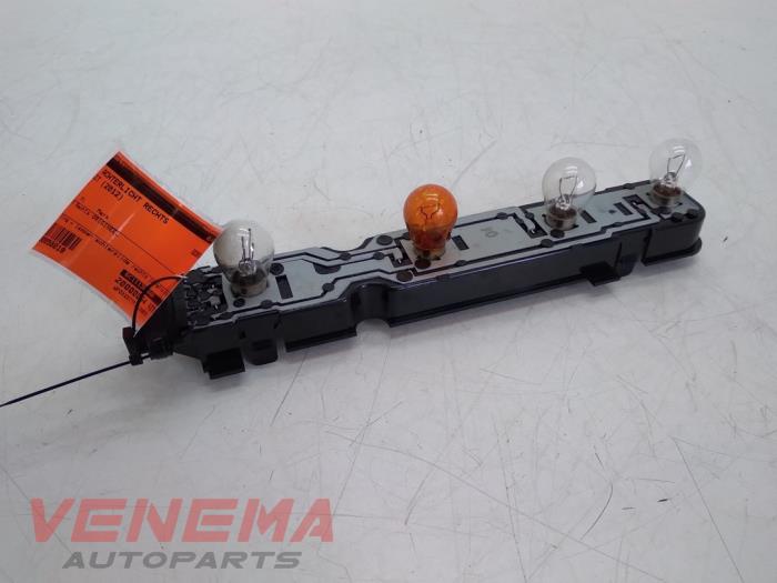 Printplaat Achterlicht rechts van een Ford Transit 2.2 TDCi 16V 2012