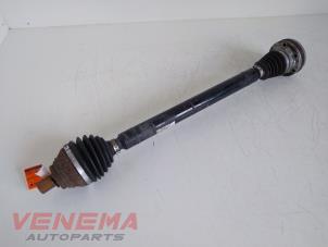 Gebruikte Cardanas rechts-voor (VWA) Volkswagen Golf VII (AUA) 2.0 TDI 16V Prijs € 118,99 Margeregeling aangeboden door Venema Autoparts