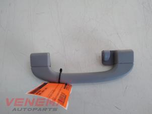 Gebruikte Handgreep BMW 1 serie (E87/87N) 116i 1.6 16V Prijs € 14,99 Margeregeling aangeboden door Venema Autoparts