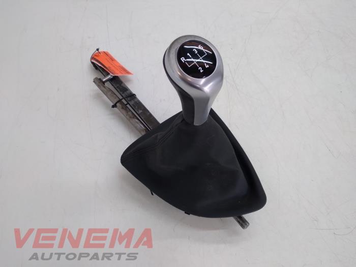Gebruikte Schakelmechaniek BMW 1 serie (E87/87N) 118i 16V Prijs € 49,99 Margeregeling aangeboden door Venema Autoparts