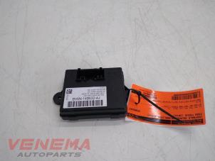 Gebruikte Centrale Deurvergrendelings Module Ford Focus 3 Wagon 1.0 Ti-VCT EcoBoost 12V 125 Prijs € 24,99 Margeregeling aangeboden door Venema Autoparts