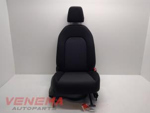 Gebruikte Stoel rechts Seat Ibiza V (KJB) 1.0 12V Prijs € 149,99 Margeregeling aangeboden door Venema Autoparts