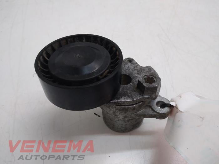 Gebruikte Spanrol Multiriem Volkswagen Golf VII (AUA) 1.2 TSI 16V Prijs € 9,99 Margeregeling aangeboden door Venema Autoparts