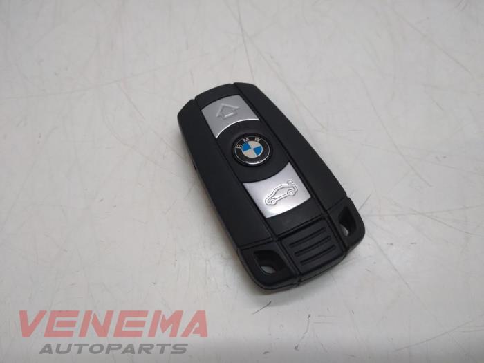 Kontaktslot+Sleutel van een BMW 5 serie Touring (E61) 525xd 24V 2008