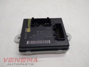 Gebruikte Centrale Deurvergrendelings Module Volvo V40 Cross Country (MZ) 2.0 D2 16V Prijs € 9,99 Margeregeling aangeboden door Venema Autoparts