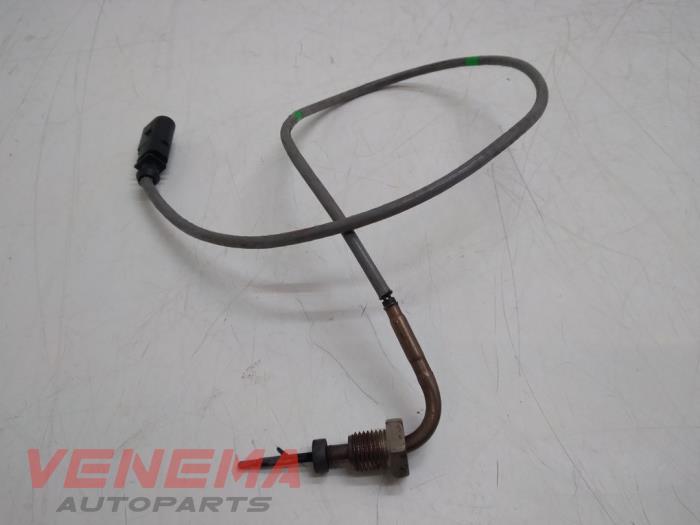 Gebruikte Uitlaat temperatuursensor Audi A3 Sportback (8VA/8VF) 2.0 TDI 16V Quattro Prijs € 29,99 Margeregeling aangeboden door Venema Autoparts