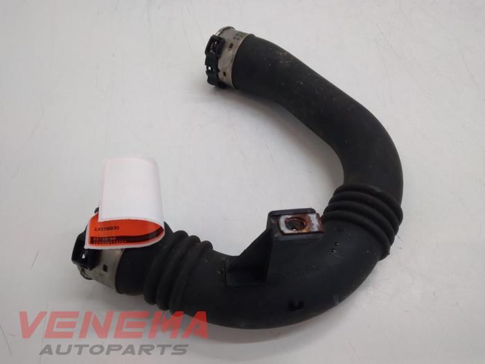 Gebruikte Intercooler Buis Opel Adam 1.0 SIDI Turbo Prijs € 14,99 Margeregeling aangeboden door Venema Autoparts