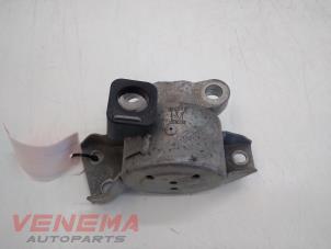 Gebruikte Motorsteun Opel Corsa E 1.2 16V Prijs € 9,99 Margeregeling aangeboden door Venema Autoparts