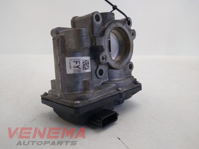 Gebruikte Gasklephuis Renault Kadjar (RFEH) 1.2 Energy TCE 130 Prijs € 29,99 Margeregeling aangeboden door Venema Autoparts