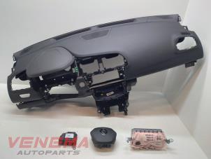 Gebruikte Airbag set + dashboard Renault Kadjar (RFEH) 1.2 Energy TCE 130 Prijs € 799,99 Margeregeling aangeboden door Venema Autoparts