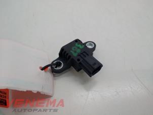 Gebruikte Airbag Sensor Renault Kadjar (RFEH) 1.2 Energy TCE 130 Prijs € 14,99 Margeregeling aangeboden door Venema Autoparts