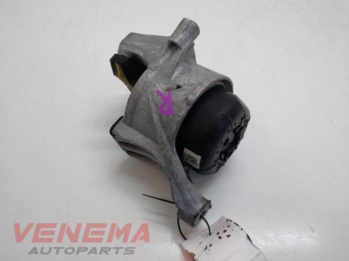 Gebruikte Motorsteun Audi A5 Sportback (F5A/F5F) 2.0 40 TFSI g-tron 16V Prijs € 49,99 Margeregeling aangeboden door Venema Autoparts