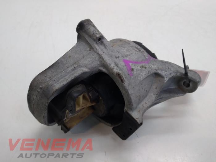 Gebruikte Motorsteun Audi A5 Sportback (F5A/F5F) 2.0 40 TFSI g-tron 16V Prijs € 49,99 Margeregeling aangeboden door Venema Autoparts