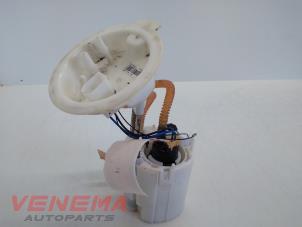 Gebruikte Tank element Pomp BMW 1 serie (F20) 116d 1.6 16V Efficient Dynamics Prijs € 34,99 Margeregeling aangeboden door Venema Autoparts