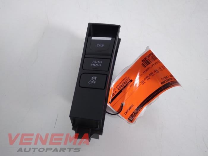 Gebruikte Handrem schakelaar Volkswagen Passat Variant (365) 2.0 TDI 16V 140 Prijs € 29,99 Margeregeling aangeboden door Venema Autoparts