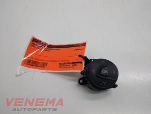Gebruikte Schakelaar stuurbediening Ford C-Max (DXA) 1.6 SCTi 16V Prijs € 19,99 Margeregeling aangeboden door Venema Autoparts