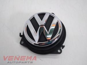 Gebruikte Handgreep Achterklep Volkswagen Polo V (6R) 1.2 TSI Prijs € 24,99 Margeregeling aangeboden door Venema Autoparts
