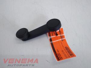 Gebruikte Raamslinger Ford Fiesta 7 1.0 EcoBoost 12V Prijs € 9,99 Margeregeling aangeboden door Venema Autoparts