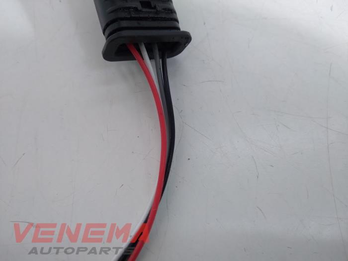 Lambda Sonde van een BMW X1 (F48) sDrive 18d 2.0 16V 2020