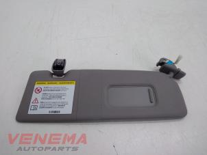 Gebruikte Zonneklep BMW 1 serie (F20) 116i 1.6 16V Prijs € 19,99 Margeregeling aangeboden door Venema Autoparts