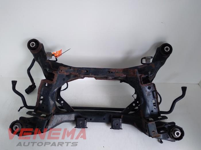 Subframe van een Jaguar F-Pace 3.0 D 24V AWD 2018