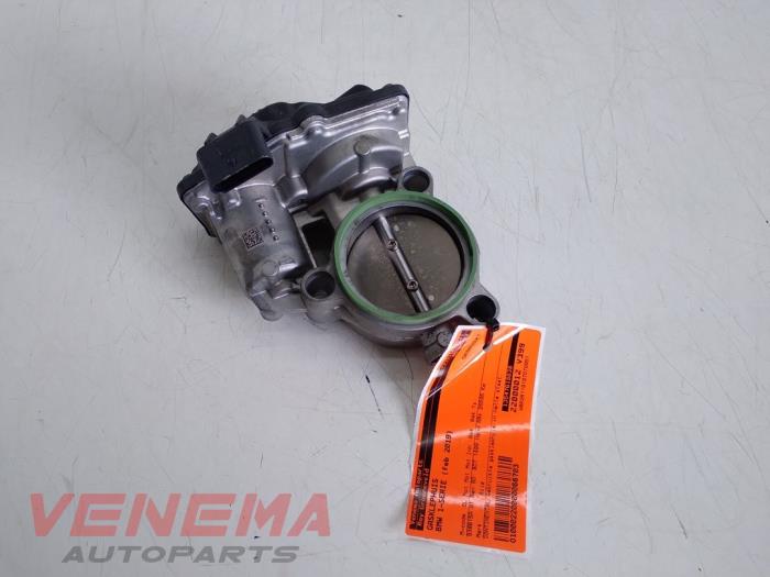 Gebruikte Gasklephuis BMW 1 serie (F20) 116i 1.5 12V Prijs € 13,99 Margeregeling aangeboden door Venema Autoparts