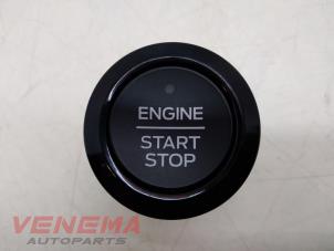 Gebruikte Start/Stop schakelaar Ford Fiesta 7 1.0 EcoBoost 12V Prijs € 14,99 Margeregeling aangeboden door Venema Autoparts