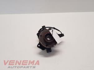 Gebruikte Asschenkel links-voor Peugeot 208 I (CA/CC/CK/CL) 1.2 12V e-THP PureTech 110 Prijs € 24,99 Margeregeling aangeboden door Venema Autoparts